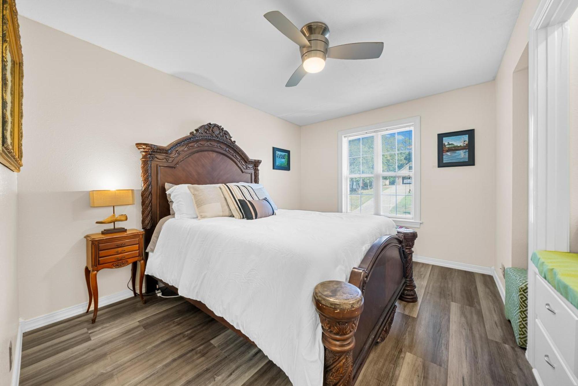 Adelines Lake View Elegant Home In Gated Community Sleeps 15 拉塞尔维尔 外观 照片