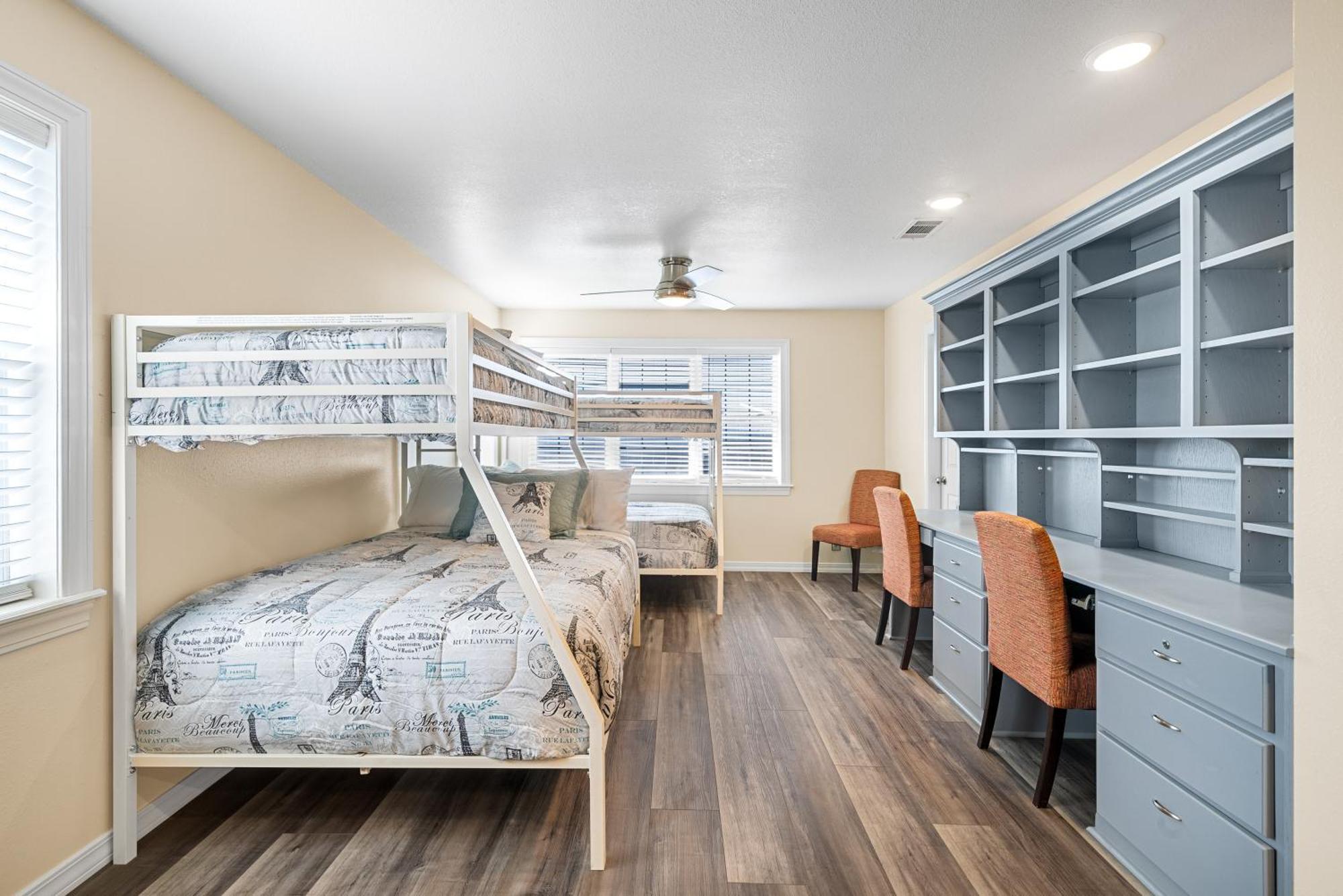 Adelines Lake View Elegant Home In Gated Community Sleeps 15 拉塞尔维尔 外观 照片